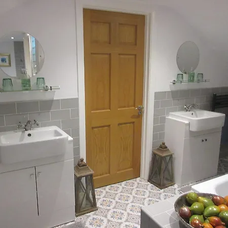 Straleel South Bed & Breakfast *