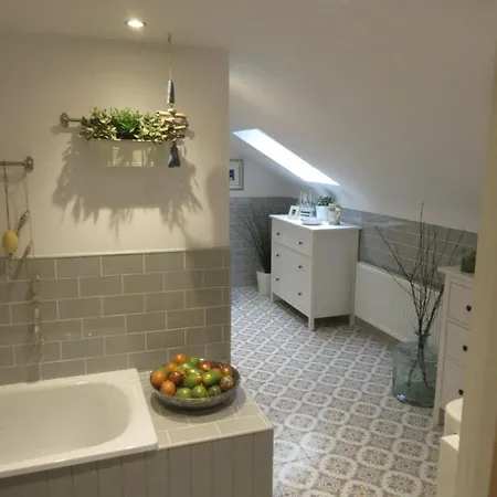 Straleel South Bed & Breakfast
