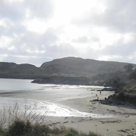 לינה וארוחת בוקר Straleel South Carrick (Donegal)